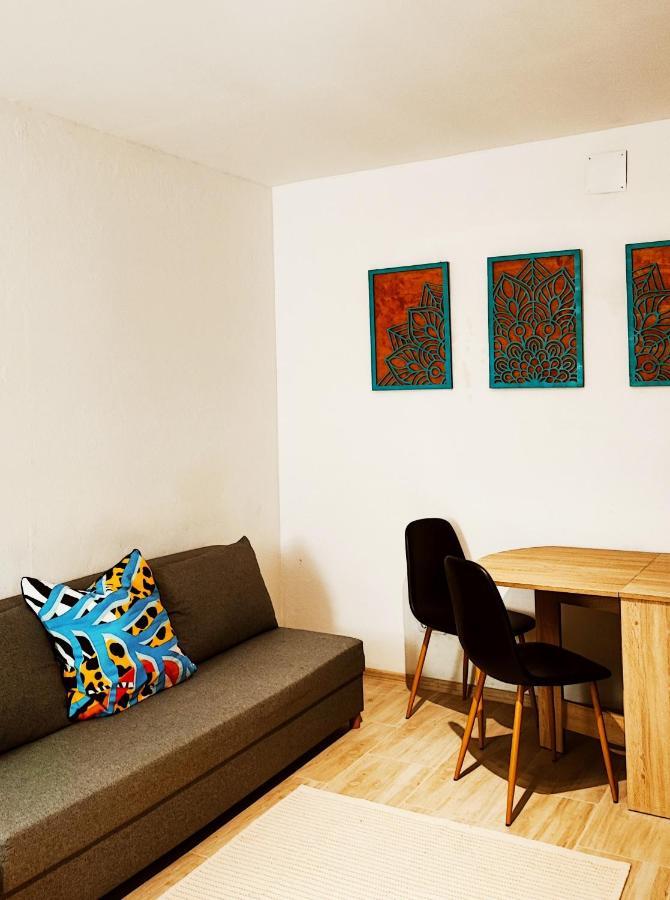 White Rose Studio Basement Apartment Budapest Ngoại thất bức ảnh