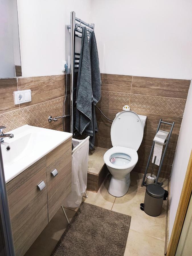 White Rose Studio Basement Apartment Budapest Ngoại thất bức ảnh
